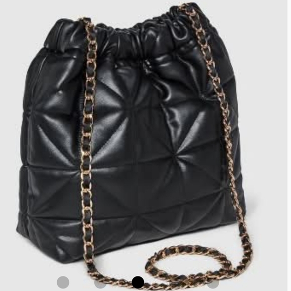 A New Day Black Faux Leather Rouched Chain Crossbody Bag NWT - Picture 2 of 5